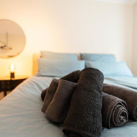 -Zentrale Wohnung-Balkon-Desingerkueche- Μπίλεφελντ Εξωτερικό φωτογραφία